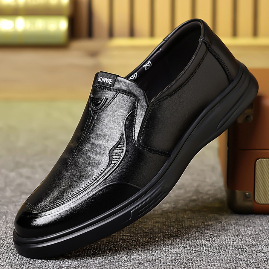 Formal Upper Wear Men - Men's Slip-On Loafers Low-Top Cowhide Upper